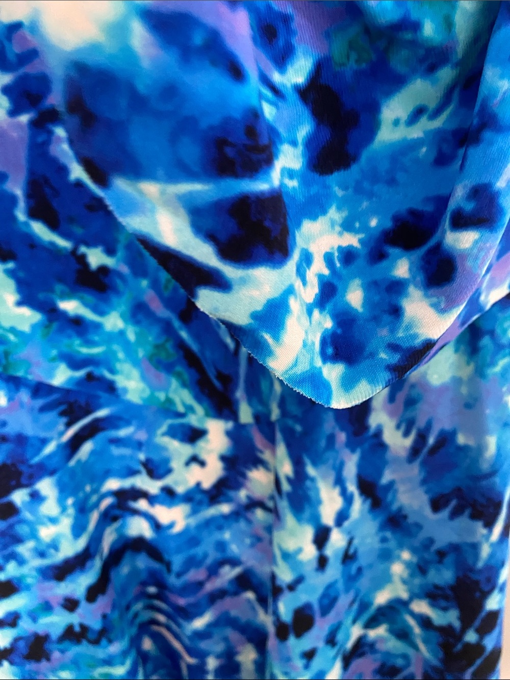 NWT Blue Watercolor Print Spaghetti-Strap Women’s Swim top. Size 18 trimshaper - Picture 2 of 6
